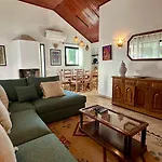 Gemini - Private Pool - 9 Guests - Villa *